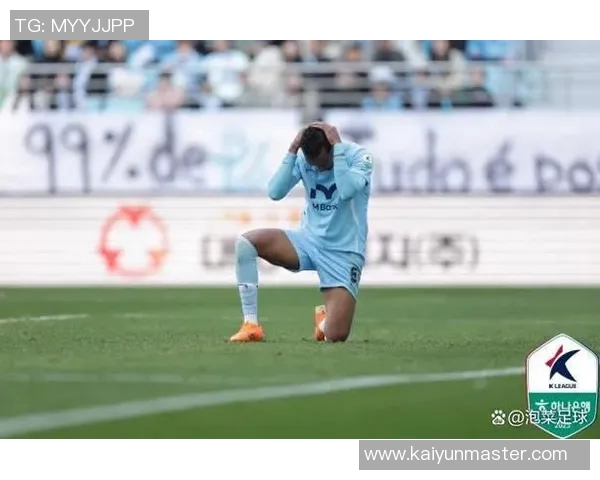 大邱FC遭遇降级危机重返K2联赛十年后再度挑战新征程 大邱FC遭遇降级危机重返K2联赛十年后再度挑战新征程