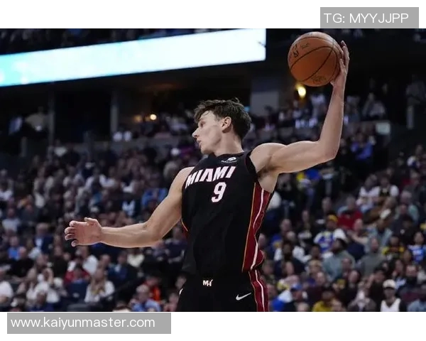 戴维恩米切尔强调对每支球队都要保持雷霆般的专注与尊重